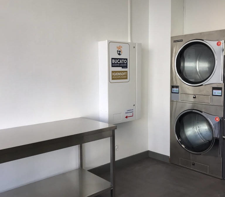 Comment Choisir le Fournisseur d&rsquo;Équipements de Laverie sur Mesure  ?